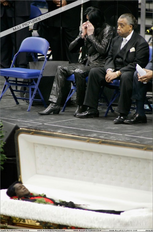 JamesBrownFuneral200694.jpg