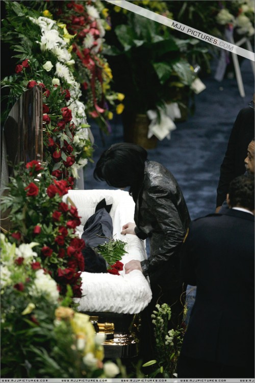 JamesBrownFuneral200696.jpg