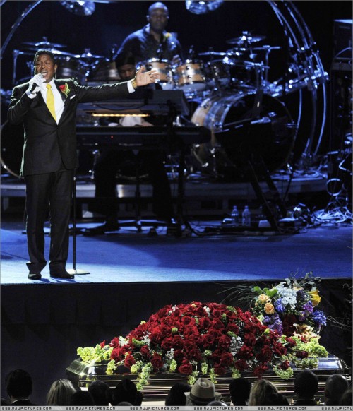 Michael Jackson's Memorial (11)