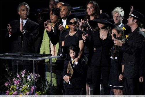 Michael Jackson's Memorial (13)