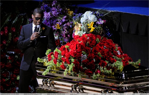 Michael Jackson's Memorial (16)