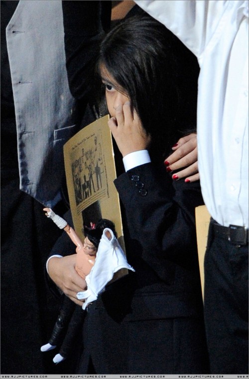 Michael Jackson's Memorial (41)