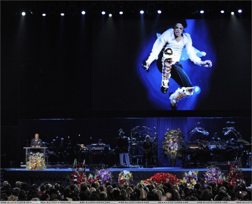 MichaelJacksonsMemorial458198.jpg