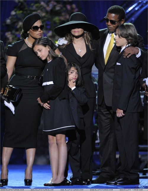 Michael Jackson's Memorial (50)