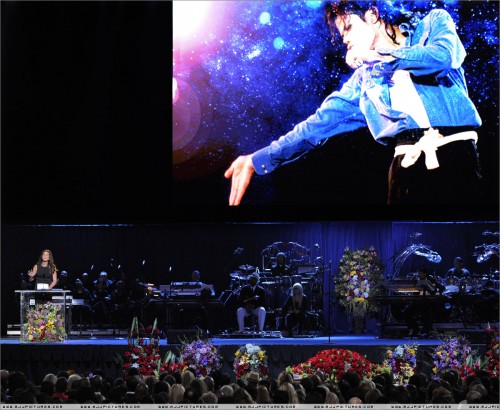 MichaelJacksonsMemorial758cbe.jpg