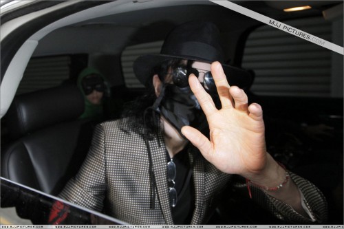 Michael leaves medical clinic (June 9) (7)