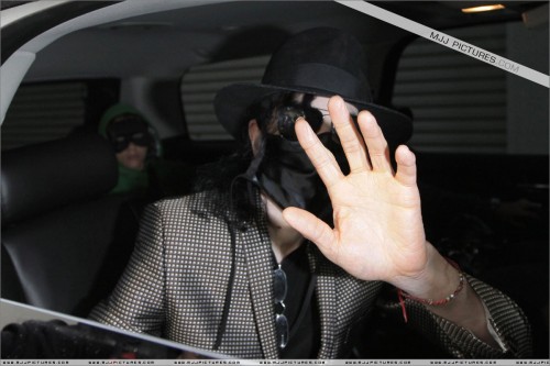 Michael leaves medical clinic (June 9) (8)