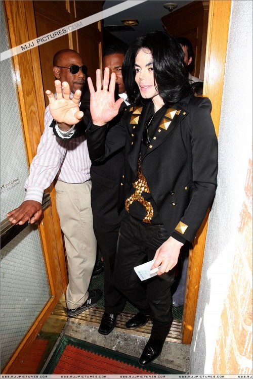 Michael visits doctor (May 15) (17)