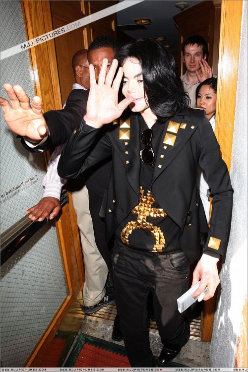 Michael visits doctor (May 15) (18)