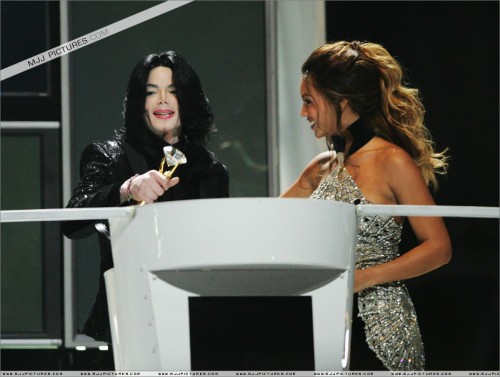 The18thAnnualWorldMusicAwards34.jpg