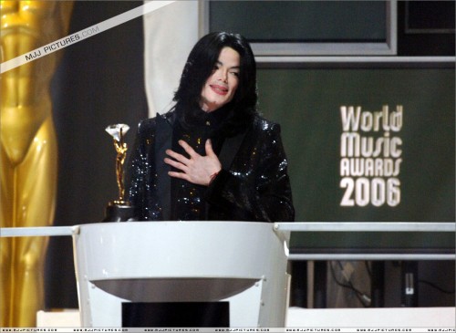 The18thAnnualWorldMusicAwards98.jpg