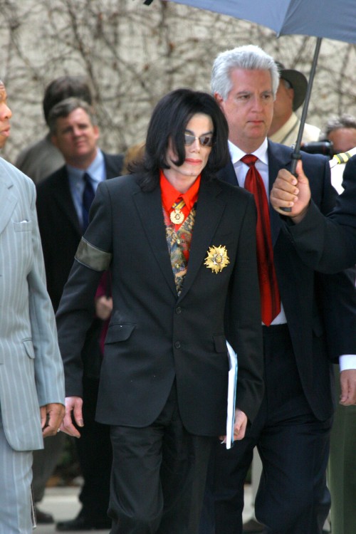 SANTA MARIA, CA-FEBRUARY 14: Pop Star Michael Jackson was flanked by attorneys and bodyguards as he 