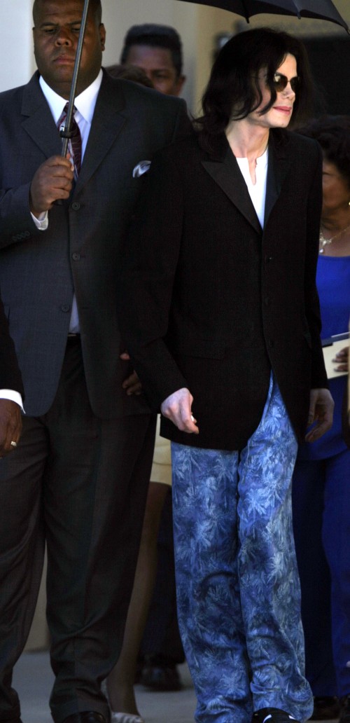 SANTA MARIA, CA - MARCH 10: Michael Jackson  leaves The Santa Maria Superior Courthouse in Santa Mar