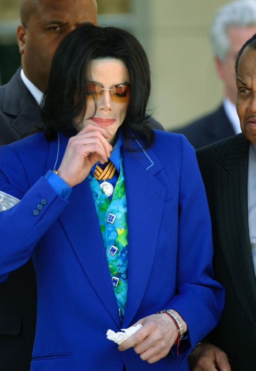 SANTA MARIA, CA - MARCH 16: Michael Jackson and his father Joe Jackson leave the Santa Barbara Count