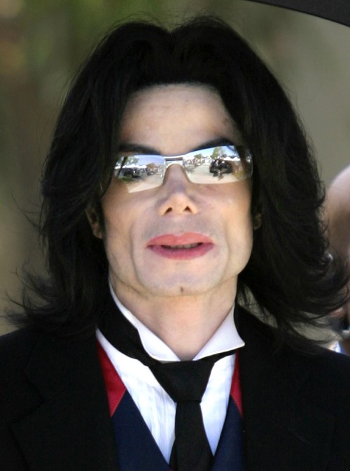 Pop superstar Michael Jackson departs from the Santa Barbara Superior Court in Santa Maria, Californ